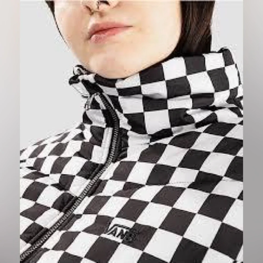 NWOT Vans Foundry Print MTE Black & White Checkerboard Print Puffer Jacket - Picture 4 of 16